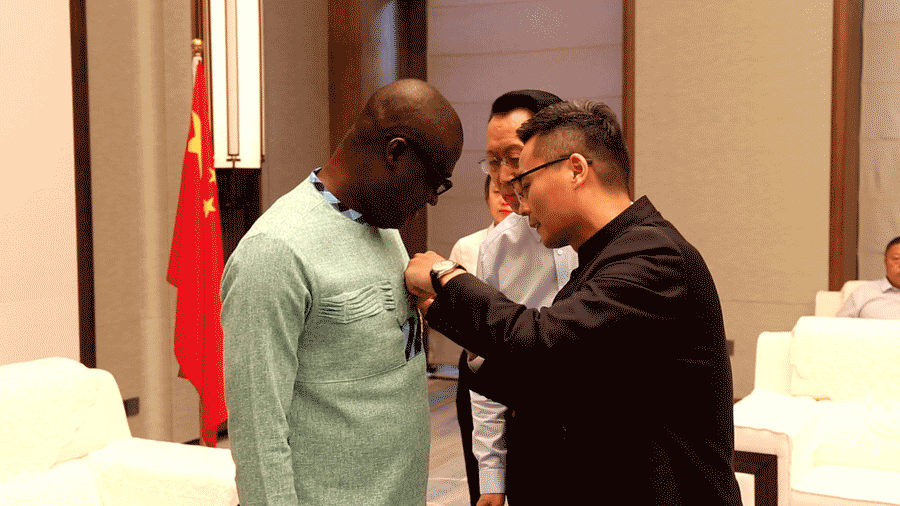 ��˾�����L(zh��ng)��ѩ����Ӽ{�з�Ͷ�Y���F(tu��n)���¾���ϯ�C�l(f��)�s�u(y��)��(ji��ng)?w��)? width=